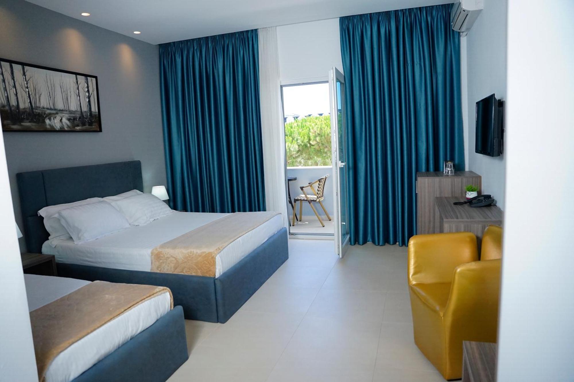 Atrium Deluxe Resort Golem  Buitenkant foto